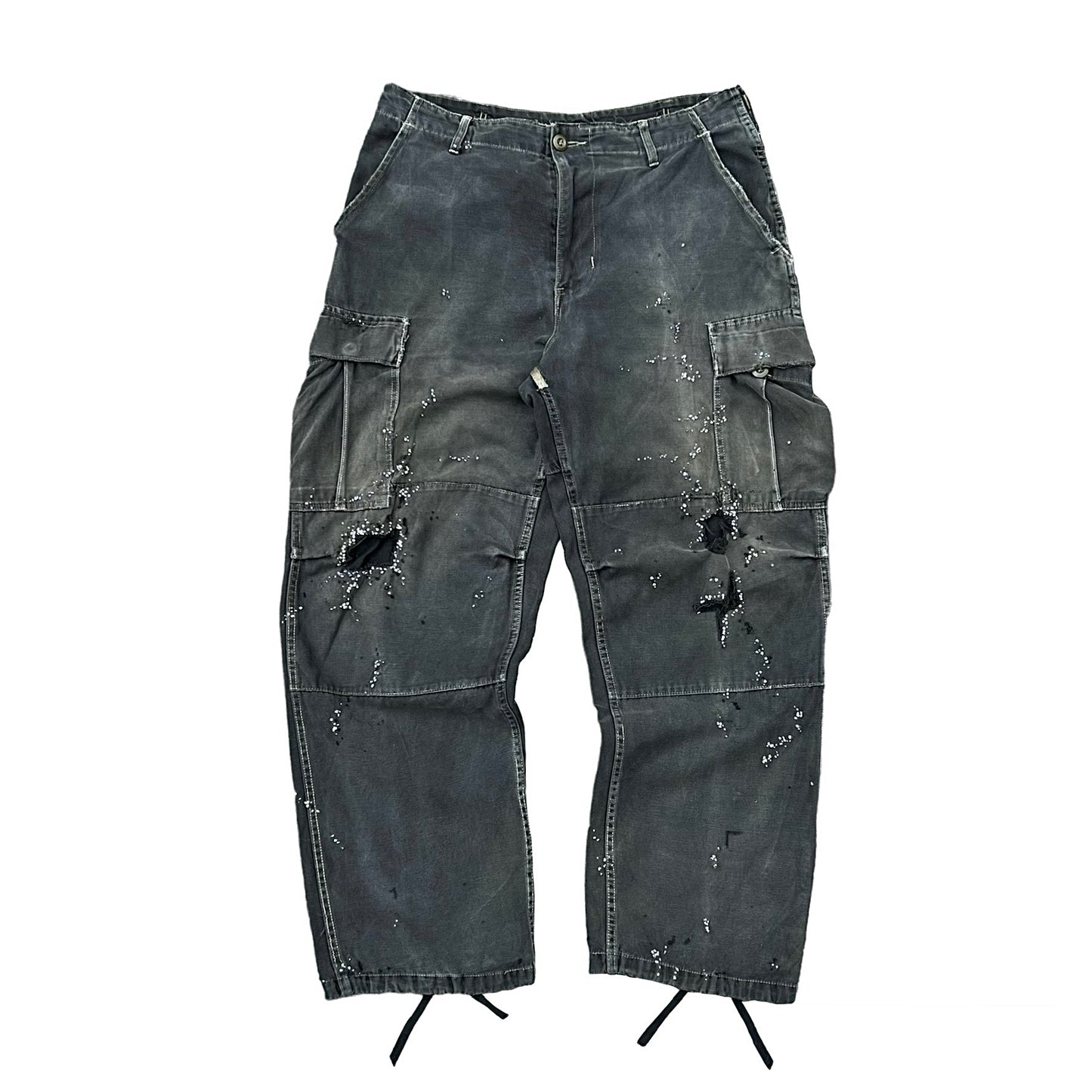" Embroidered Dot Faded Cargo