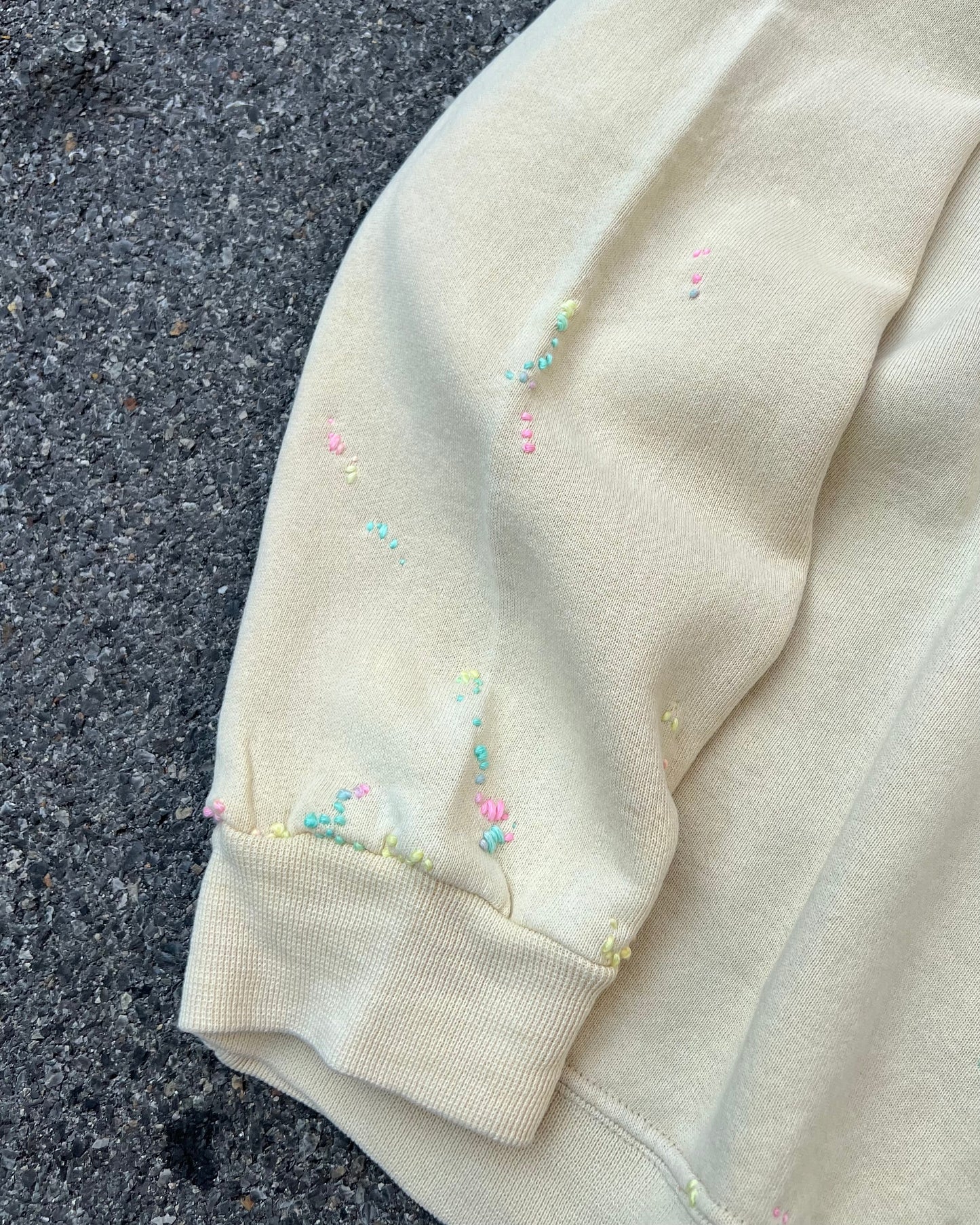 "Embroidered "THAILAND MAP" Sweater 🌈