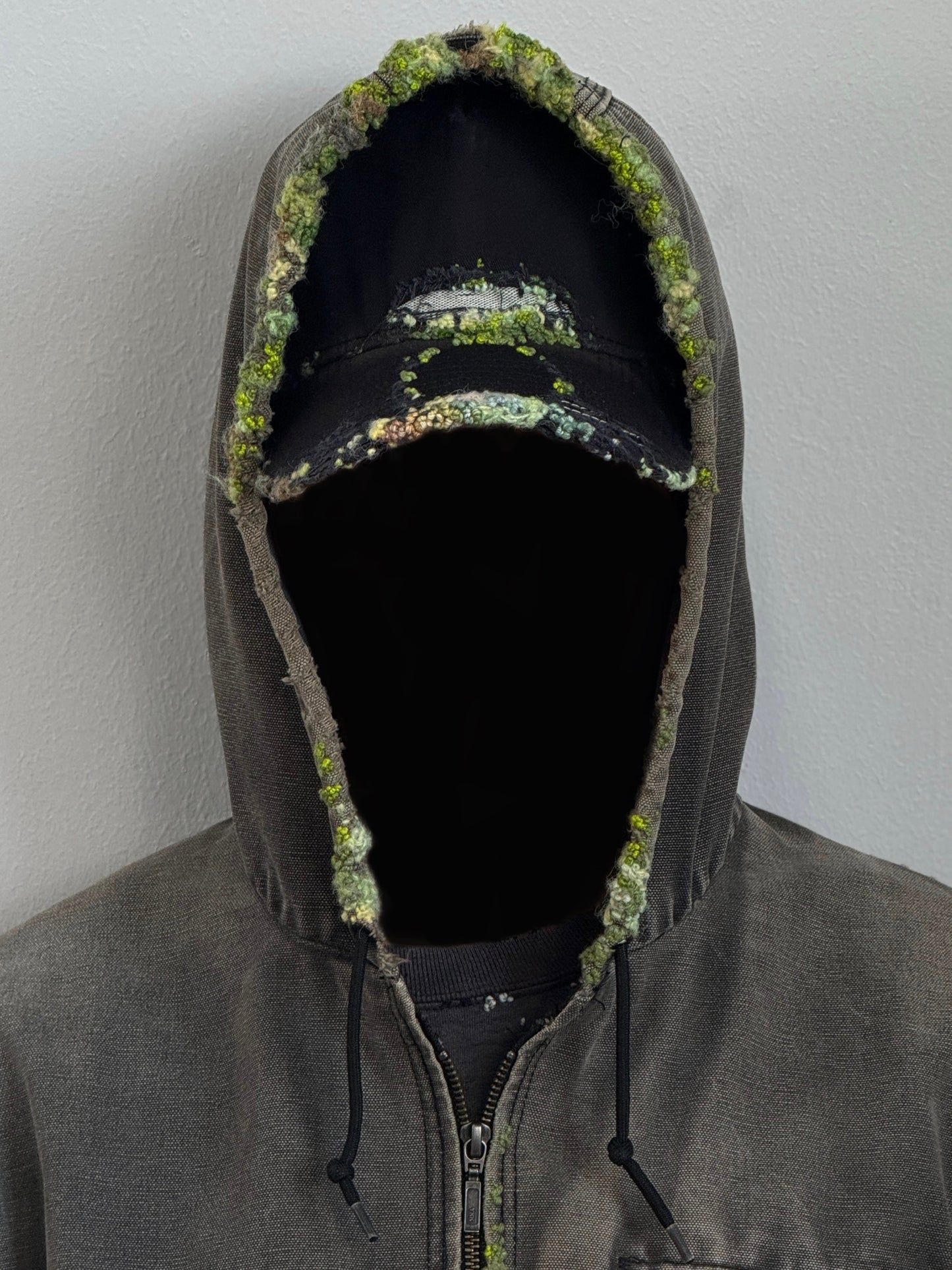 "   Embroidered Dot Truker hat